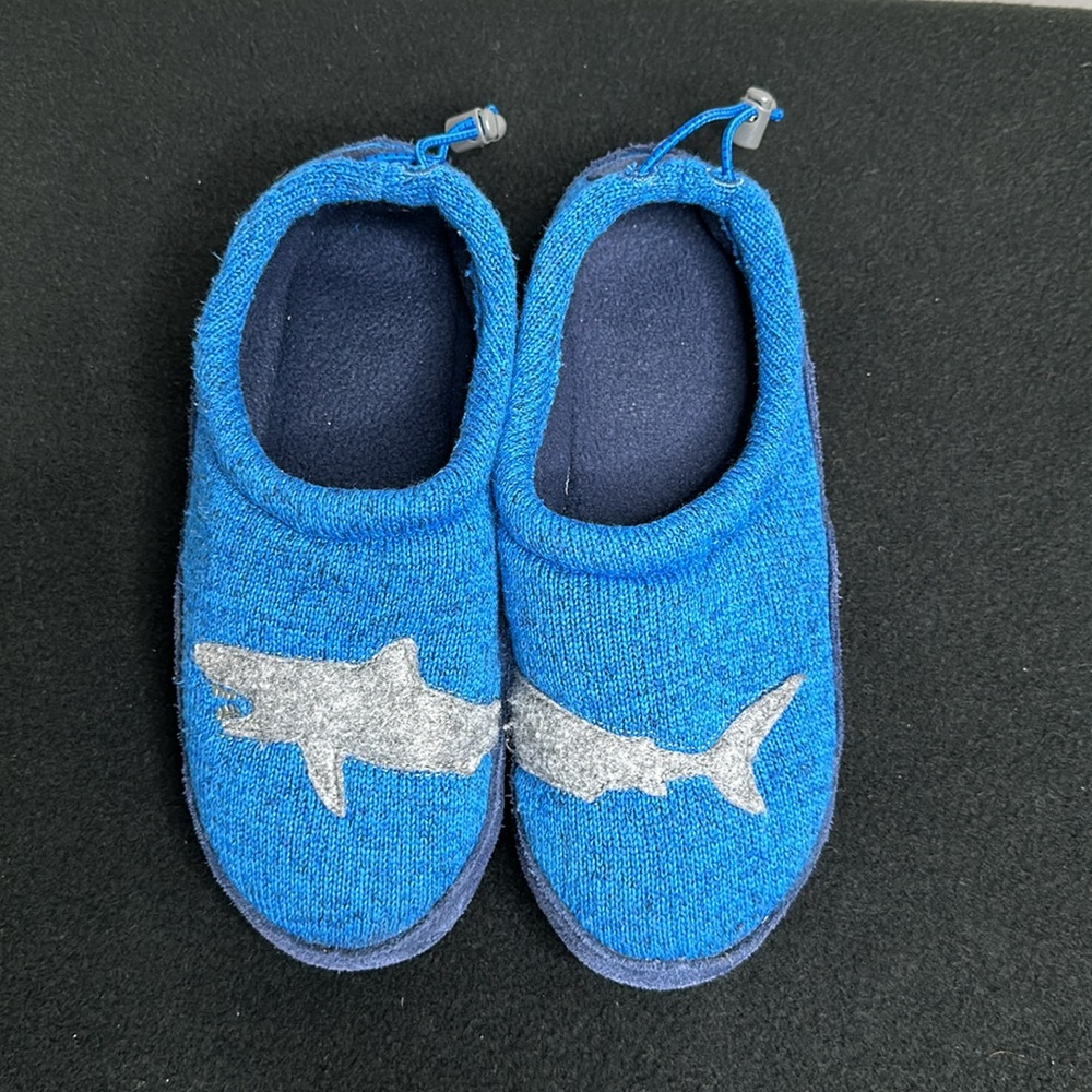 LL Bean kids slippers, 🦈 size 1-2Y